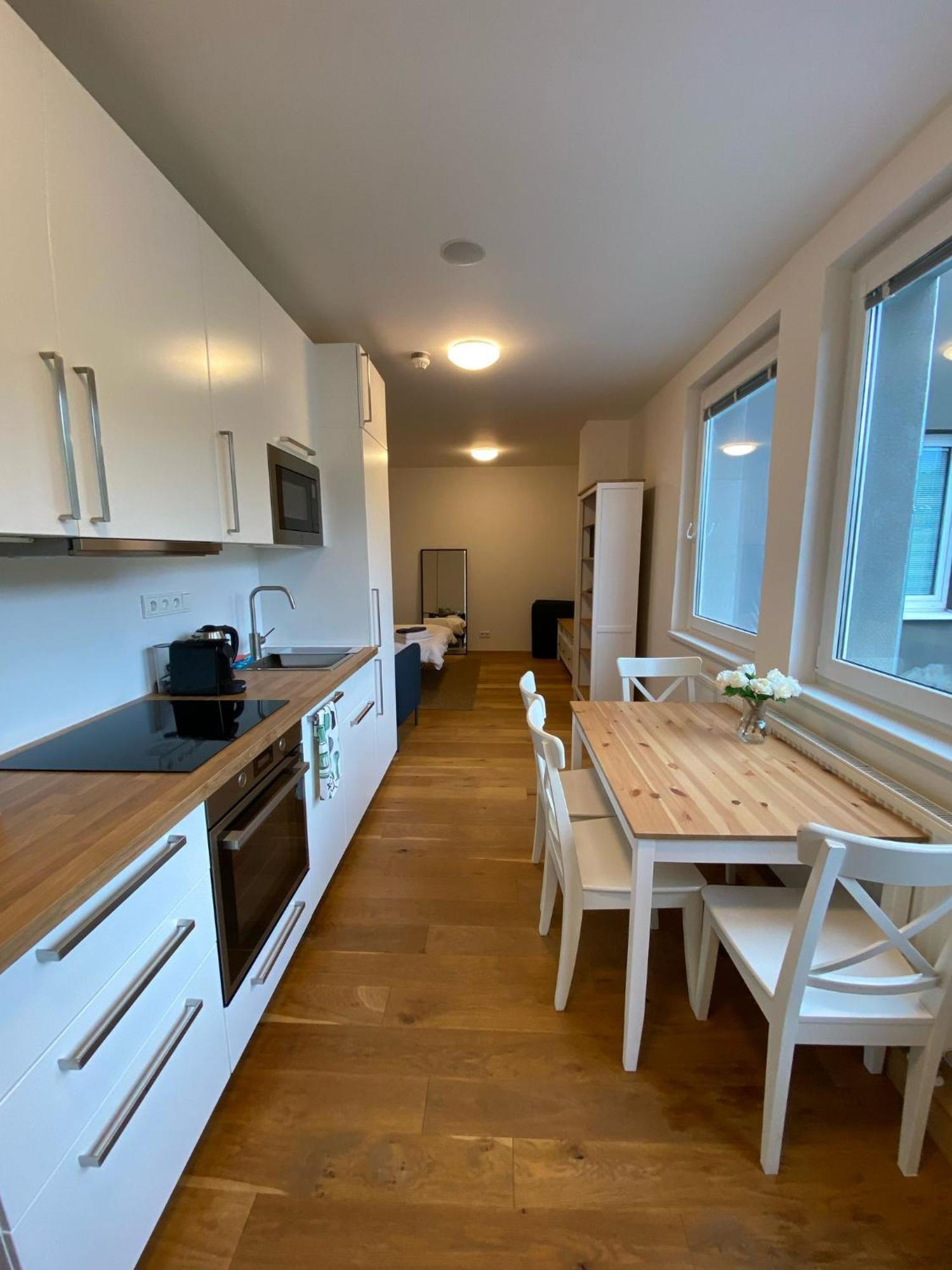 Vila Vinice Прага Екстериор снимка